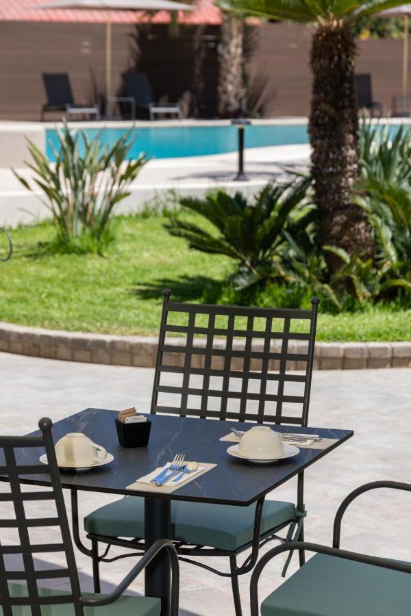 Villa Masetta - Luxury Suites Palermo Bagian luar foto